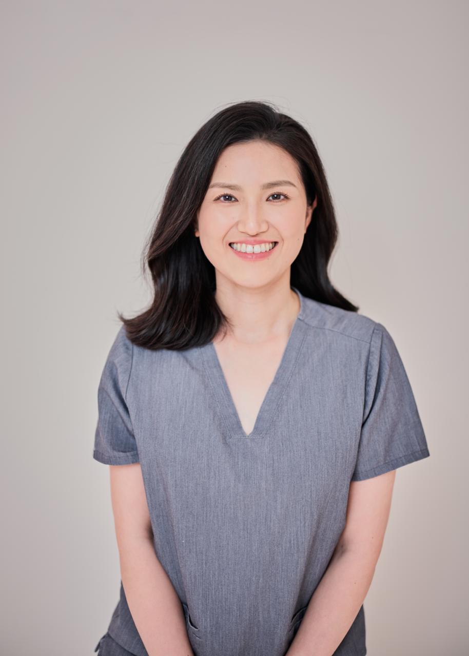 Dr Inge Putri